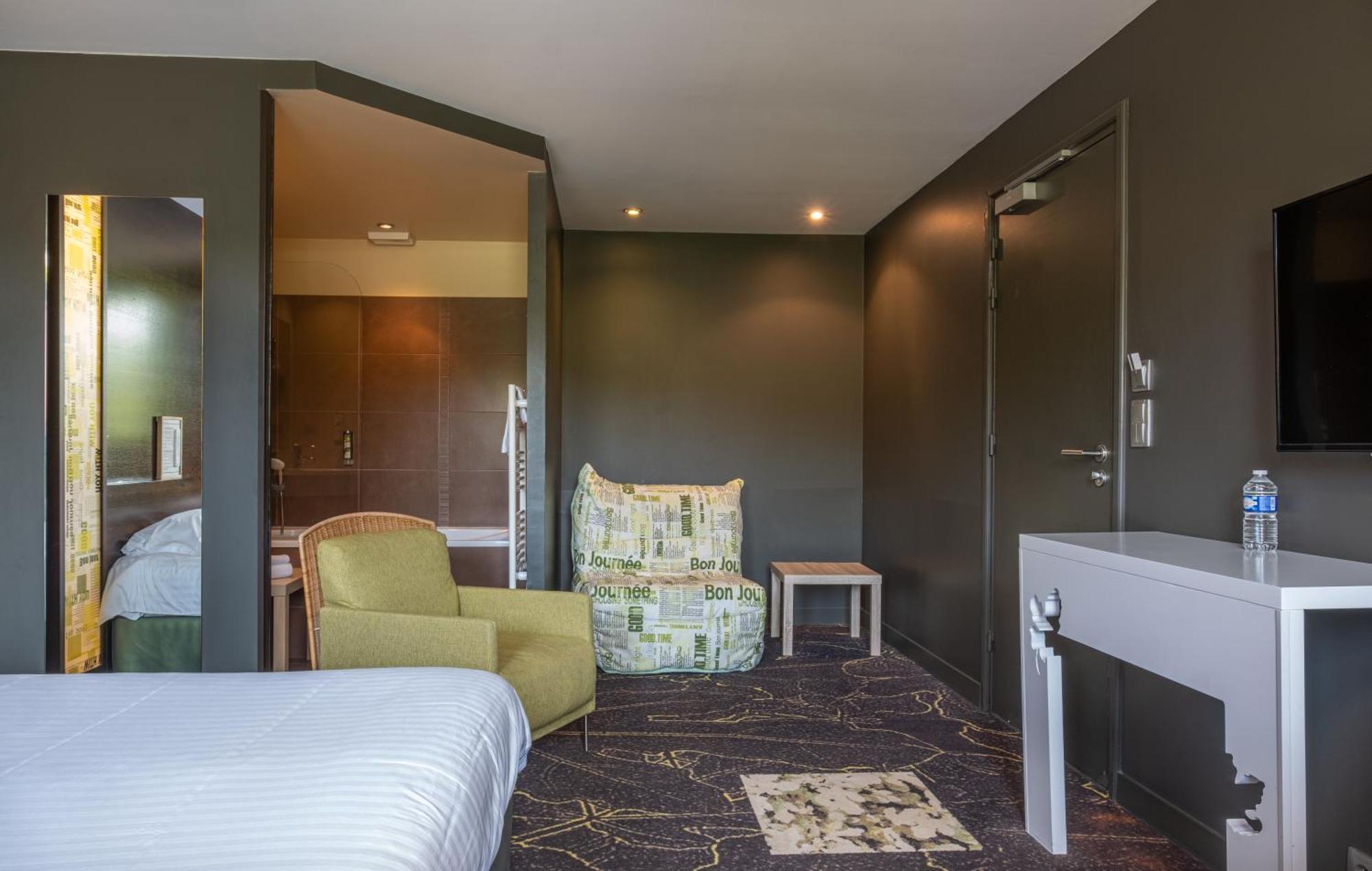 Logis Auberge De La Foret Le Gâvre Zimmer foto